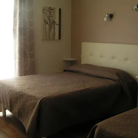 La Cote D'argent 酒店 2*