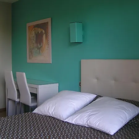 酒店 La Cote D'argent 2*