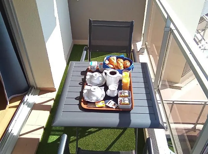 Hotel La Cote D'argent 2*